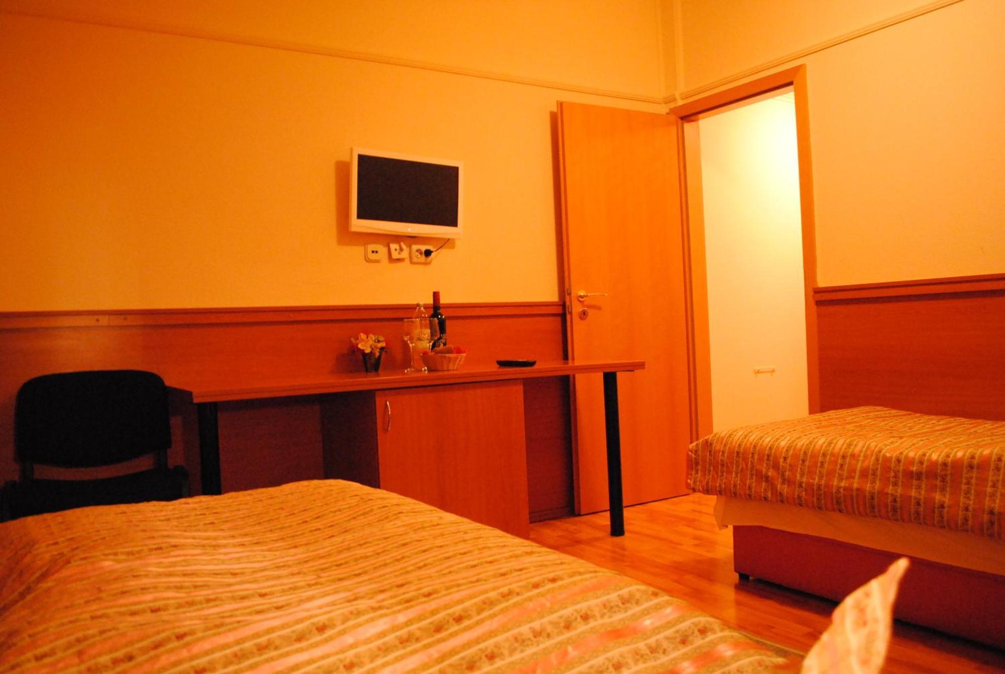 Motel Kiwi Grude 객실 사진