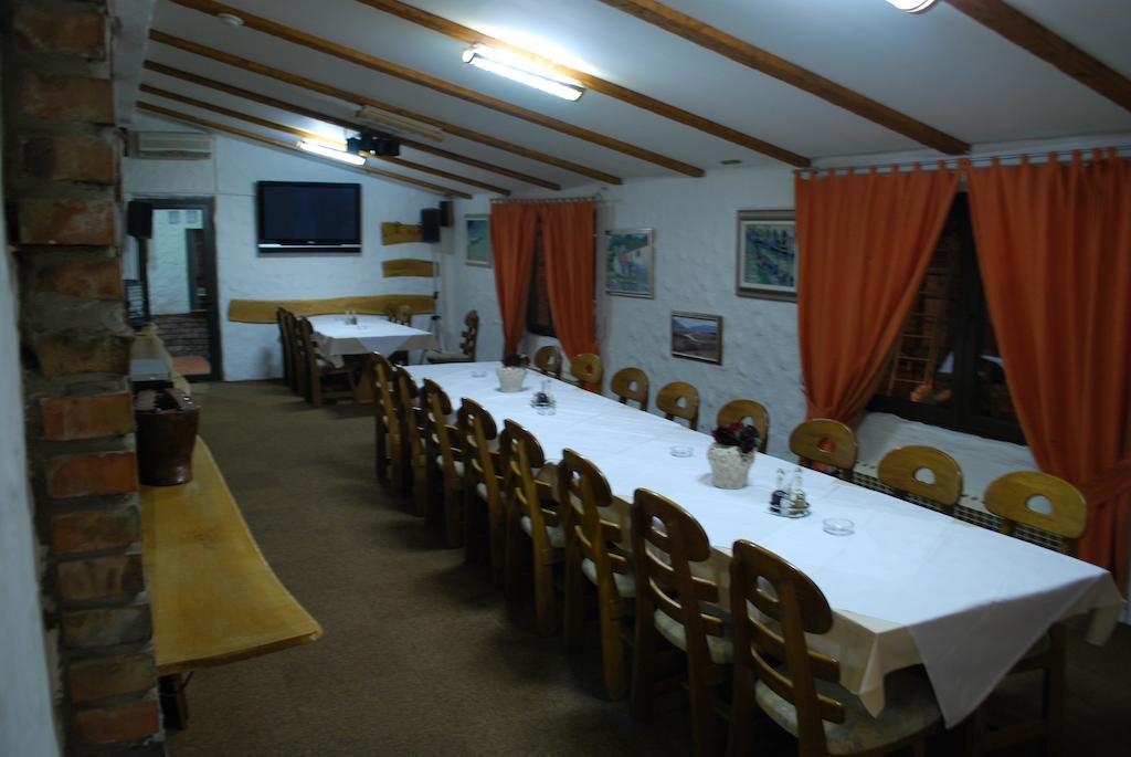 Motel Kiwi Grude 외부 사진
